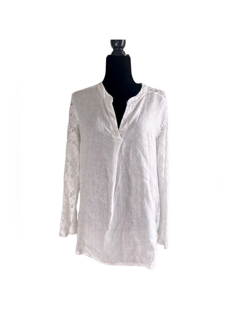Lungo L’Arno 100% Italian Linen Bohemian White Lace Detail Top